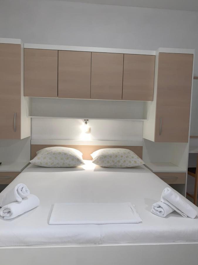 Apartments Center Baška Voda Exteriér fotografie